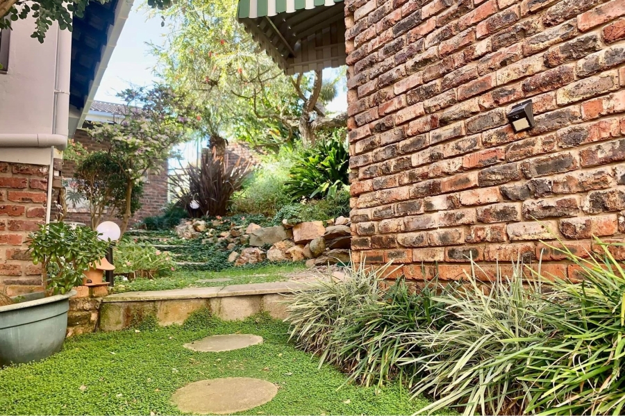 To Let 2 Bedroom Property for Rent in Mossel Bay Central Western Cape